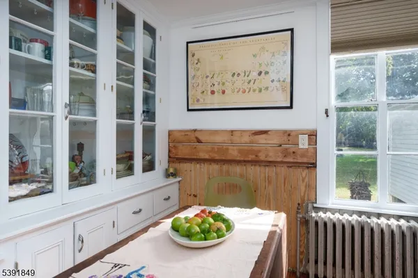 a view of a fruit basket