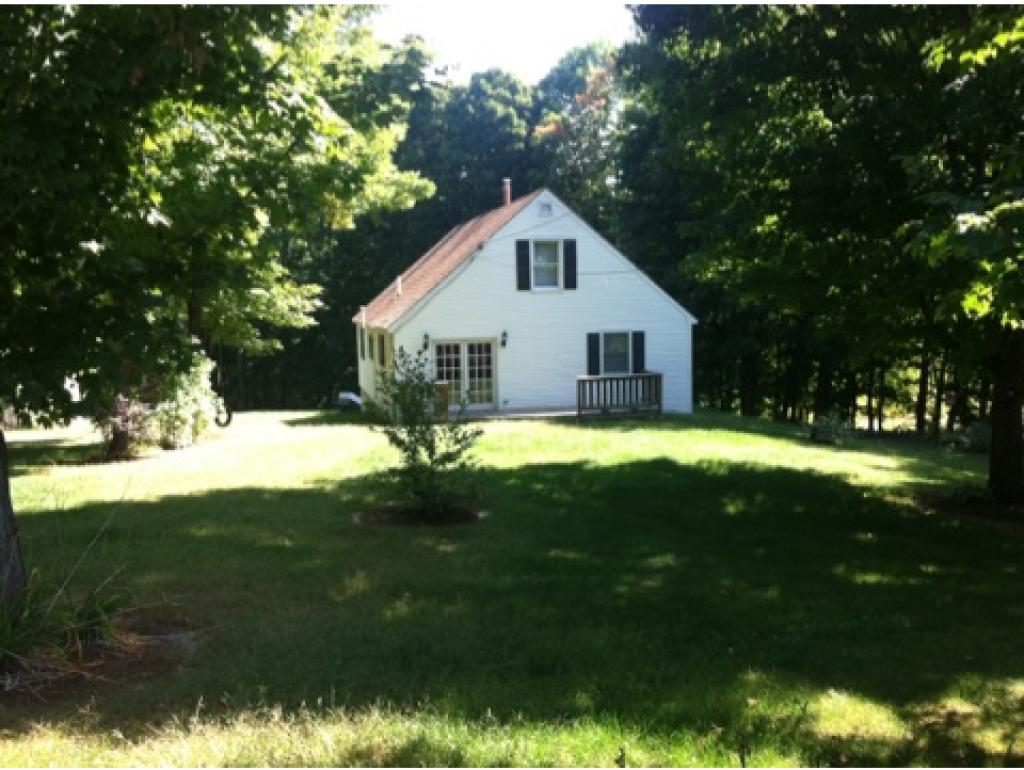 454 East Dunbarton Road Goffstown, NH 03045 - Photo 2 of 35