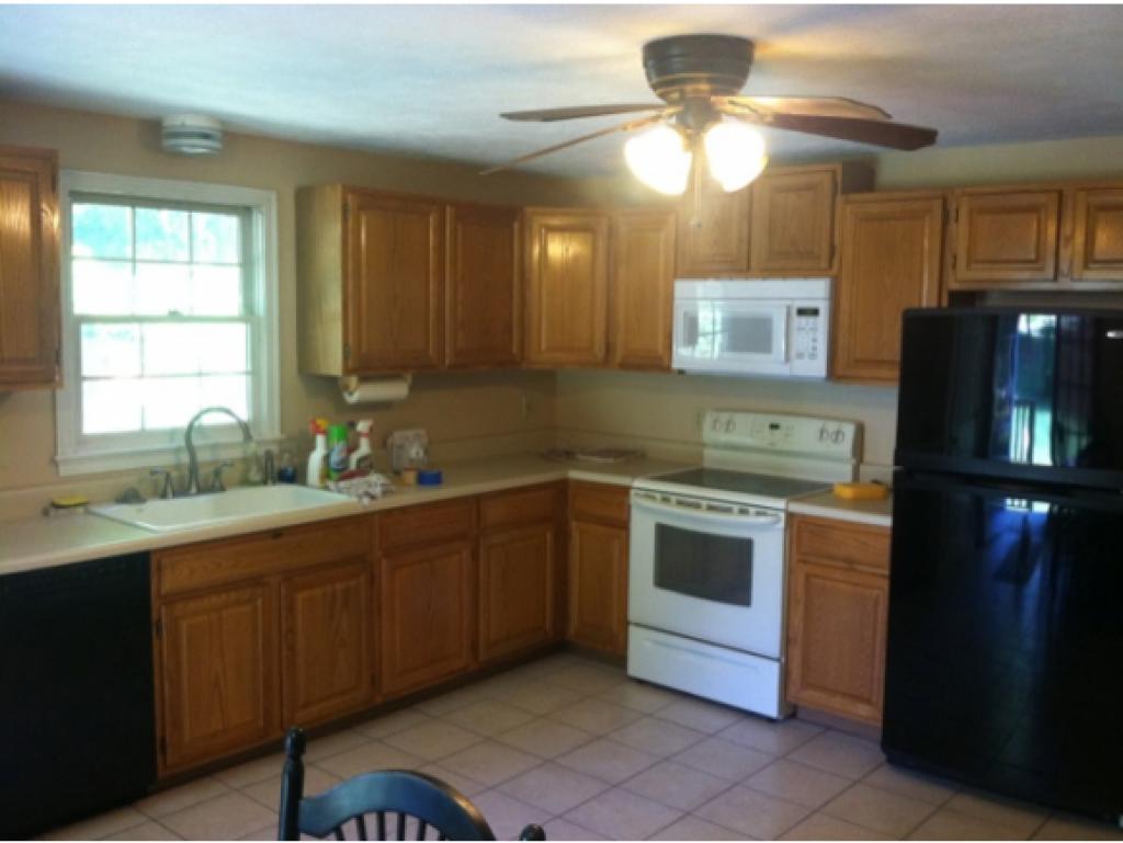 454 East Dunbarton Road Goffstown, NH 03045 - Photo 6 of 35
