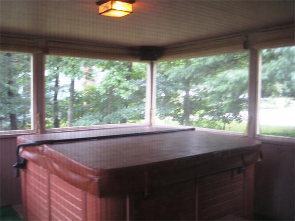 111 Hollytree Road Stoughton, MA 02072 - Photo 4 of 15 Gallery Image 4