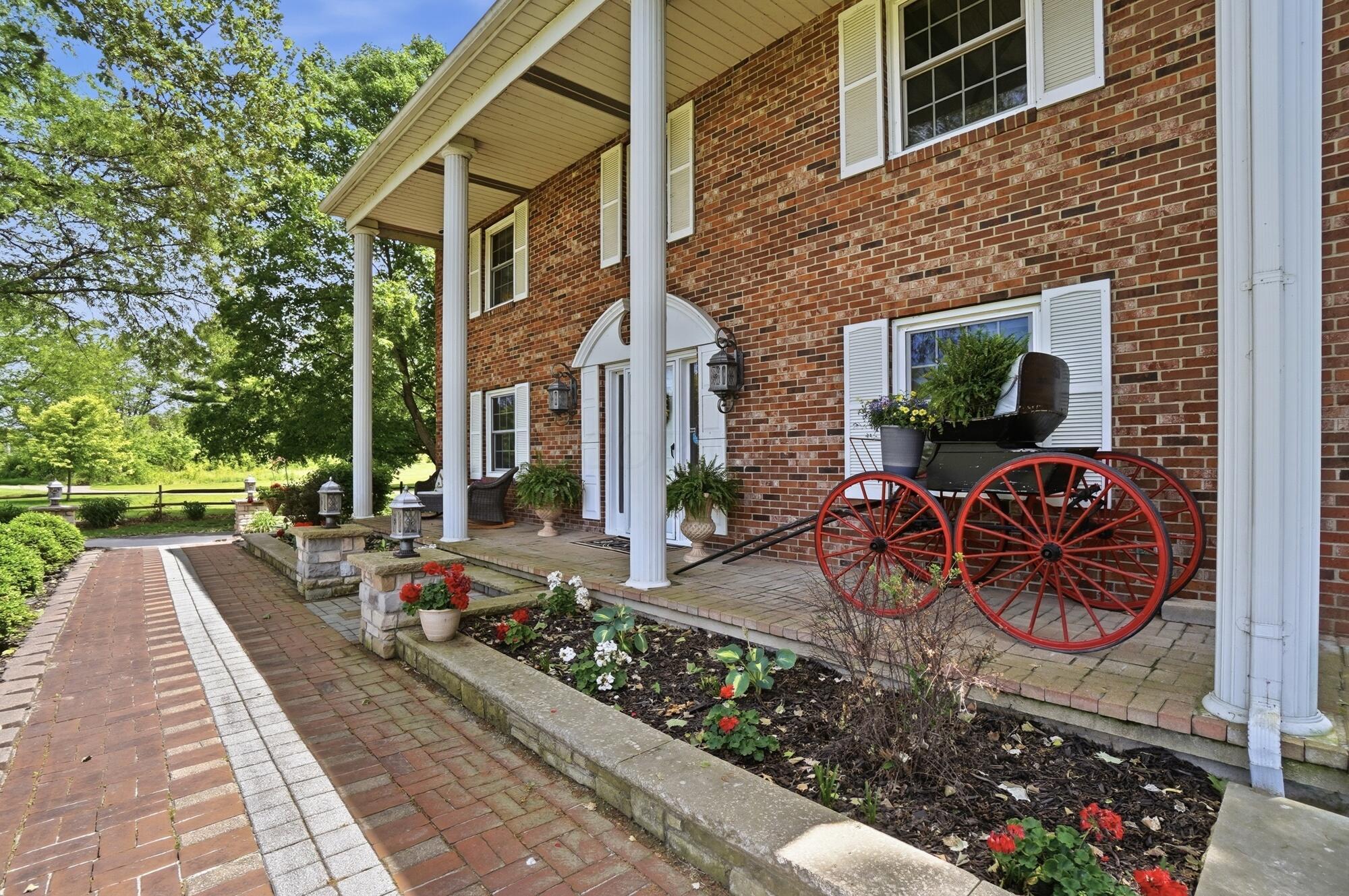 6075 Alkire Road Galloway, OH 43119 - Photo 78 of 85 Front Porch