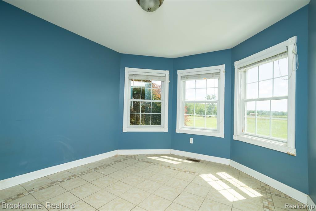 873 Minor Road Memphis, MI 48041 - Photo 14 of 38