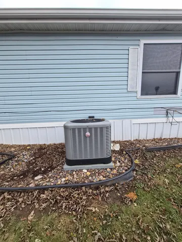 $149,995 | 1510 14th Street, Hazel Green, WI 53811