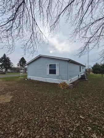 $149,995 | 1510 14th Street, Hazel Green, WI 53811