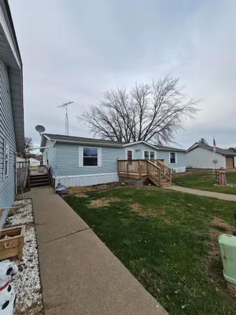 $149,995 | 1510 14th Street, Hazel Green, WI 53811