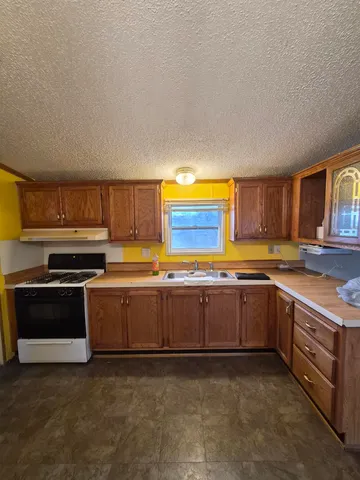 $149,995 | 1510 14th Street, Hazel Green, WI 53811