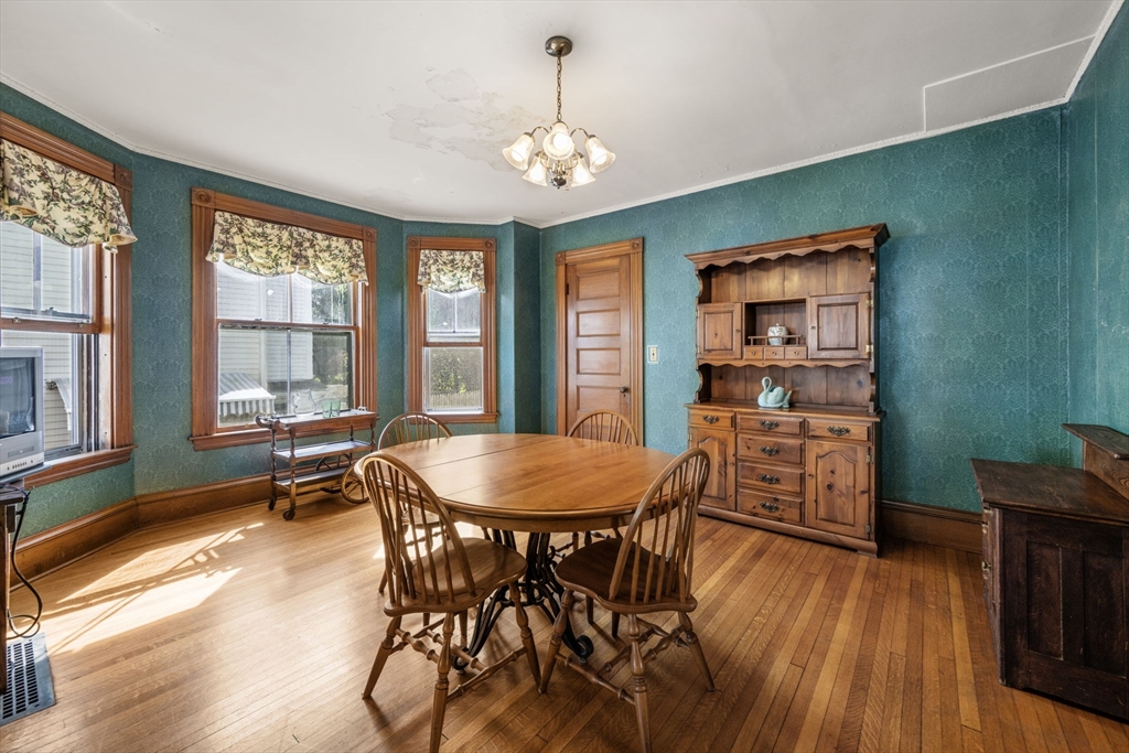 66 Jersey Street Marblehead, MA 01945 - Photo 15 of 31 a dining room with furniture and window
