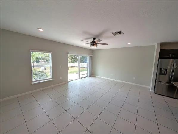$2,145 | 4744 Spatter Dock Street, Tampa, FL 33610