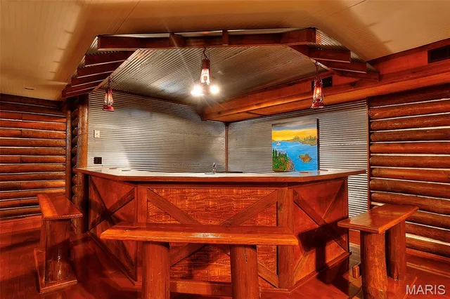 $524,000 | 1369 County Highway, Benton, MO 63736