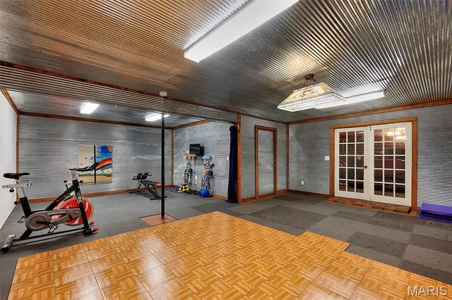 $524,000 | 1369 County Highway, Benton, MO 63736