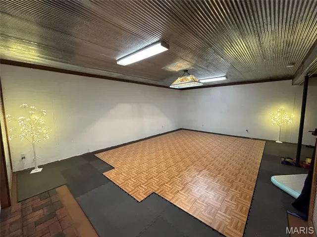 $524,000 | 1369 County Highway, Benton, MO 63736