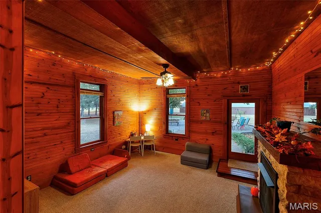 $524,000 | 1369 County Highway, Benton, MO 63736