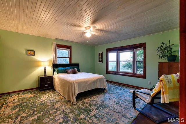 $524,000 | 1369 County Highway, Benton, MO 63736