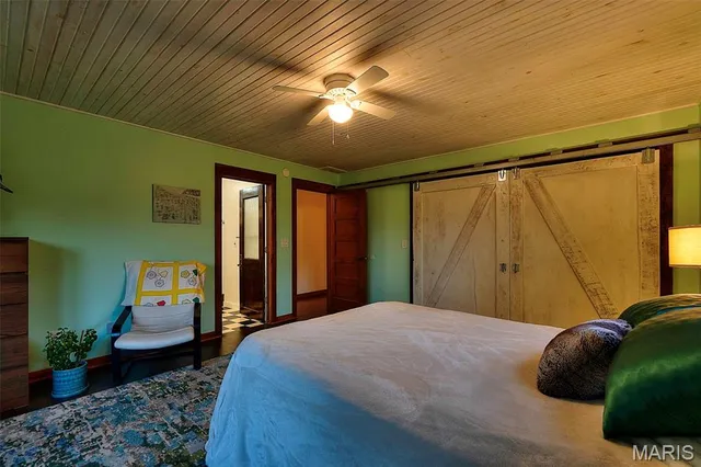 $524,000 | 1369 County Highway, Benton, MO 63736