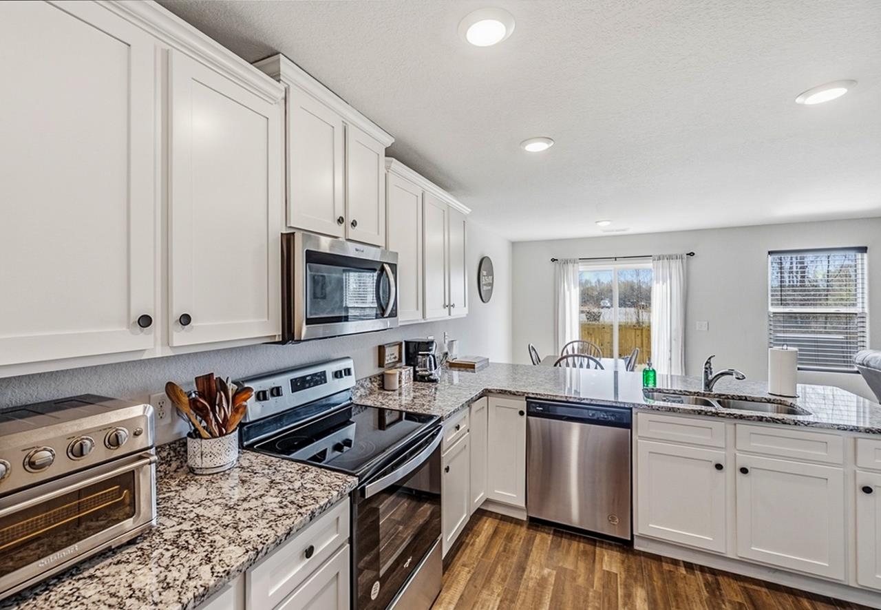 2182 Southlea Drive Inman, SC 29349 - Photo 7 of 32