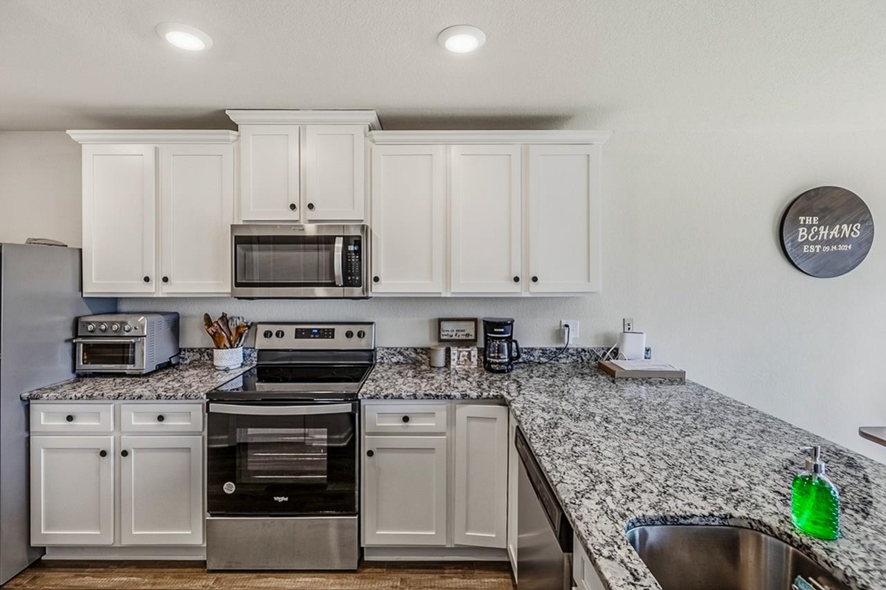 2182 Southlea Drive Inman, SC 29349 - Photo 9 of 32