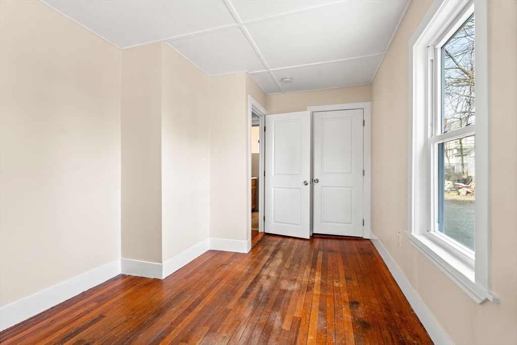 74 Myrtle Street Lynn, MA 01905 - Photo 12 of 37