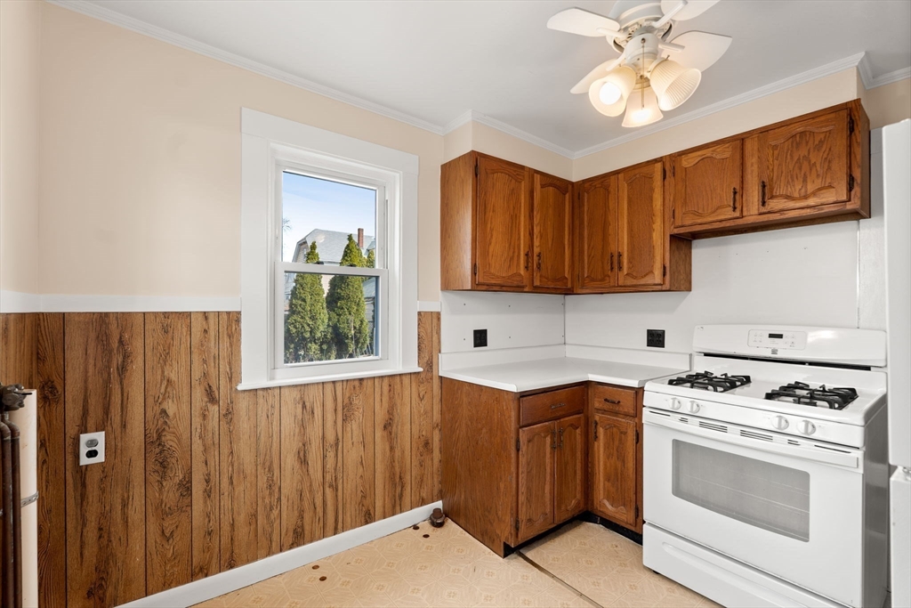 74 Myrtle Street Lynn, MA 01905 - Photo 14 of 37