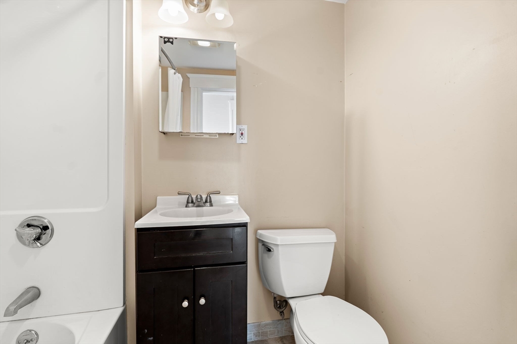 74 Myrtle Street Lynn, MA 01905 - Photo 23 of 37
