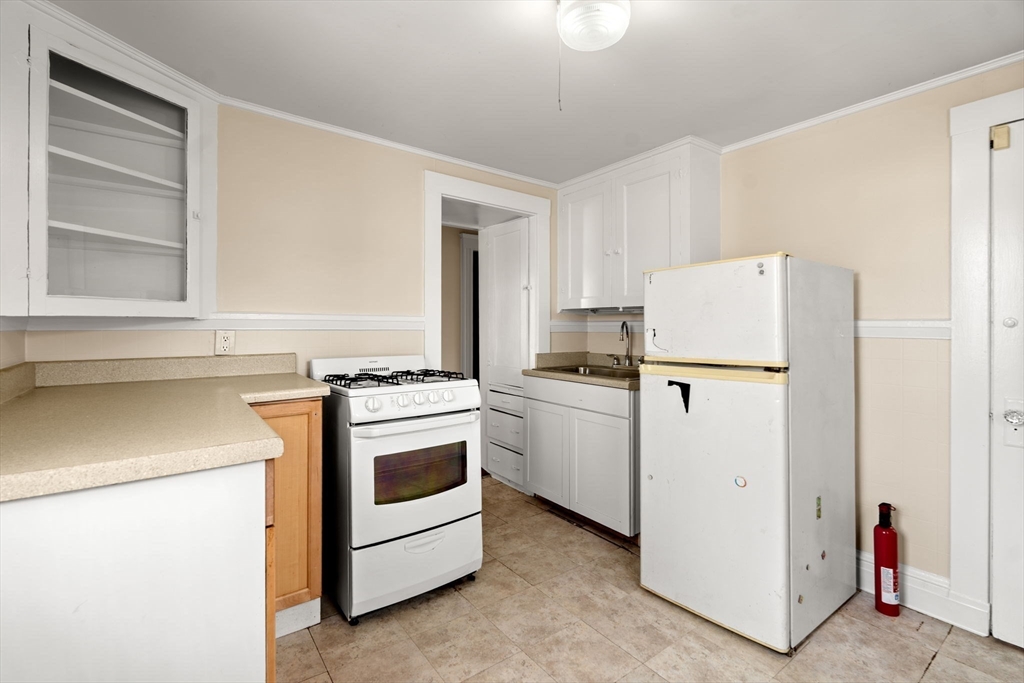 74 Myrtle Street Lynn, MA 01905 - Photo 30 of 37