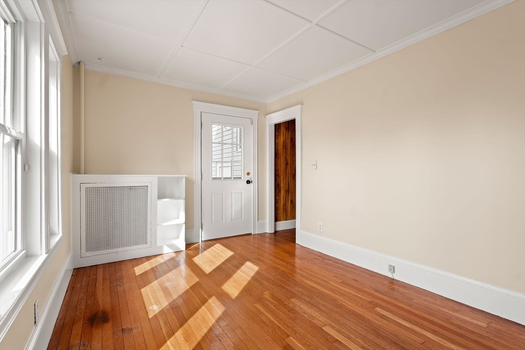 74 Myrtle Street Lynn, MA 01905 - Photo 5 of 37