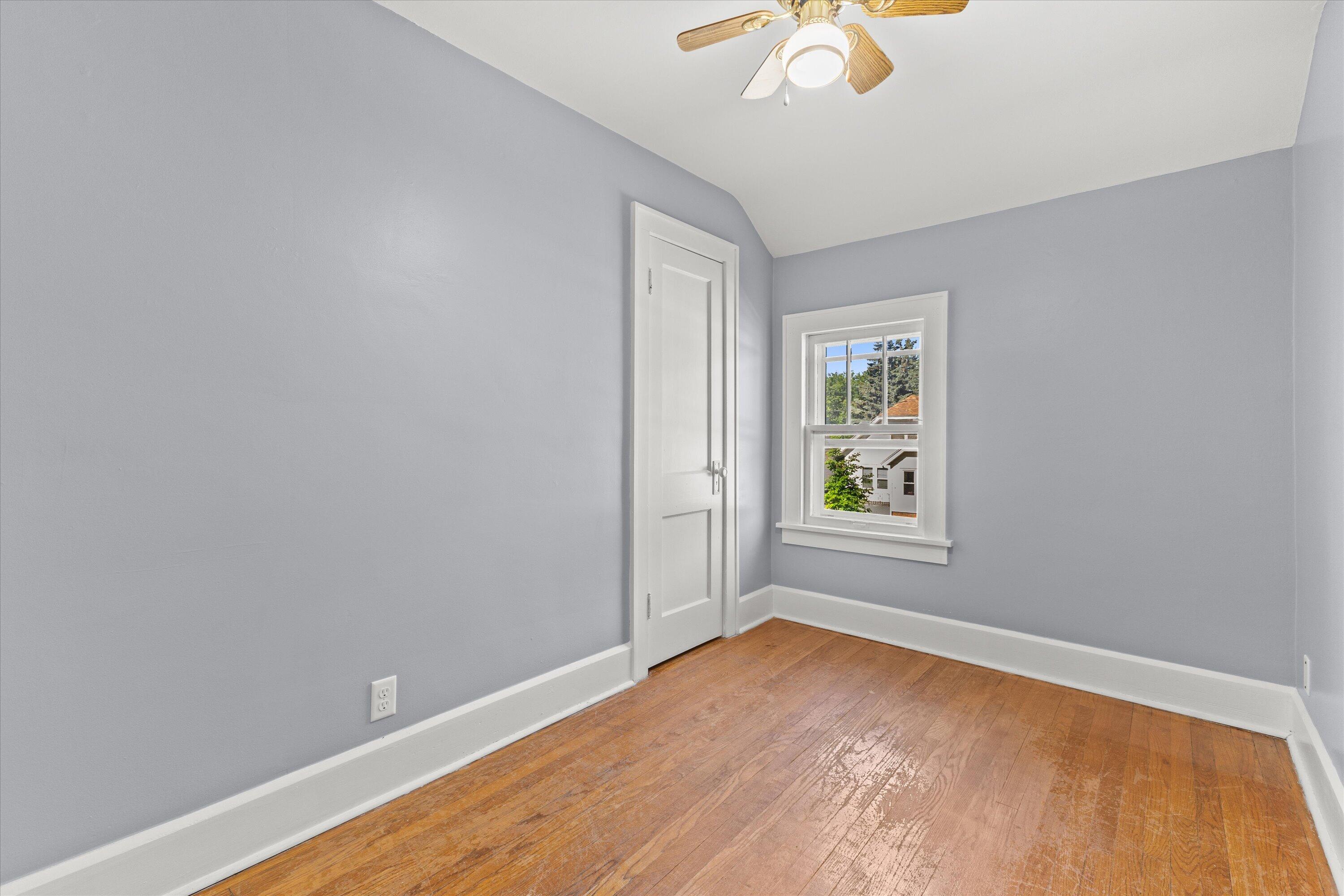 2213 Carlisle Avenue Racine, WI 53404 - Photo 18 of 31 26-KCM-75