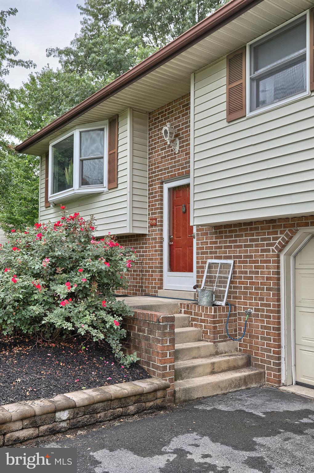 1535 Campus Road Elizabethtown, PA 17022 - Photo 4 of 46 Gallery Image 4