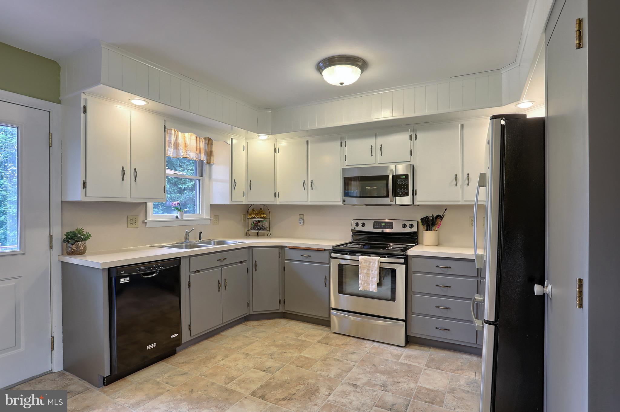 1535 Campus Road Elizabethtown, PA 17022 - Photo 9 of 46 Gallery Image 9