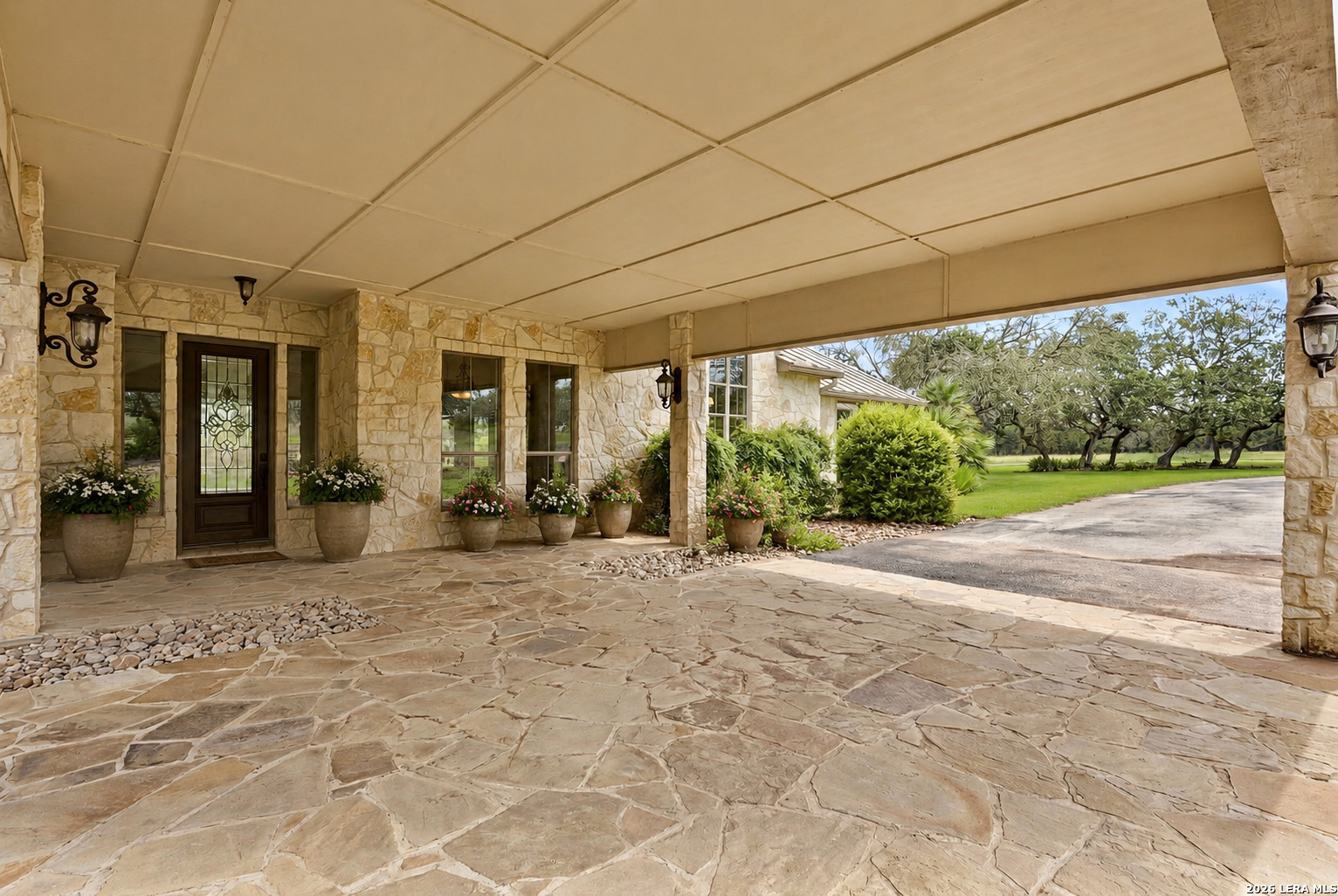 639 Sisterdale Road Boerne, TX 78006 - Photo 5 of 42