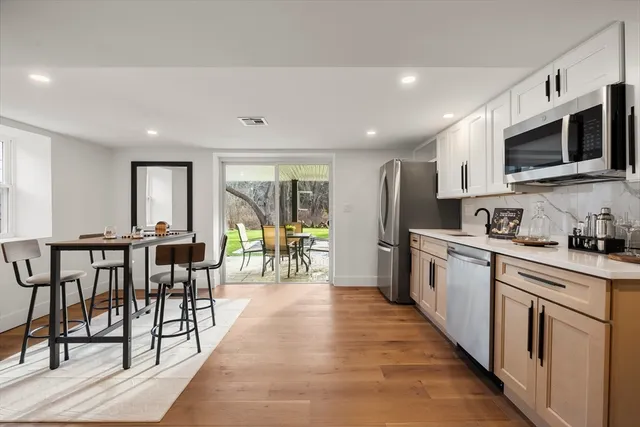 $949,900 | 290 Park Street, North Reading, MA 01864