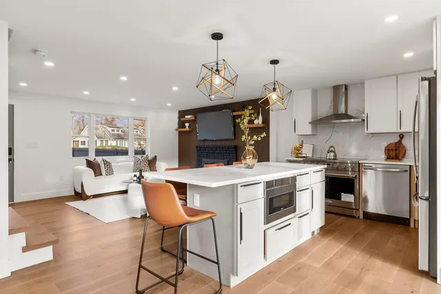 $949,900 | 290 Park Street, North Reading, MA 01864