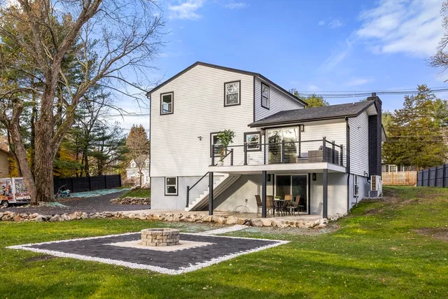 $949,900 | 290 Park Street, North Reading, MA 01864