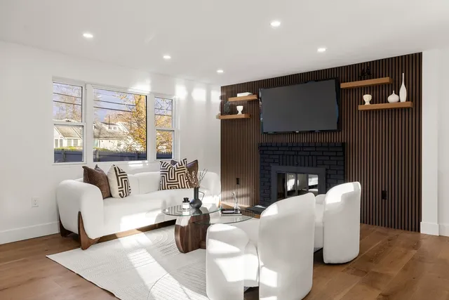 $949,900 | 290 Park Street, North Reading, MA 01864