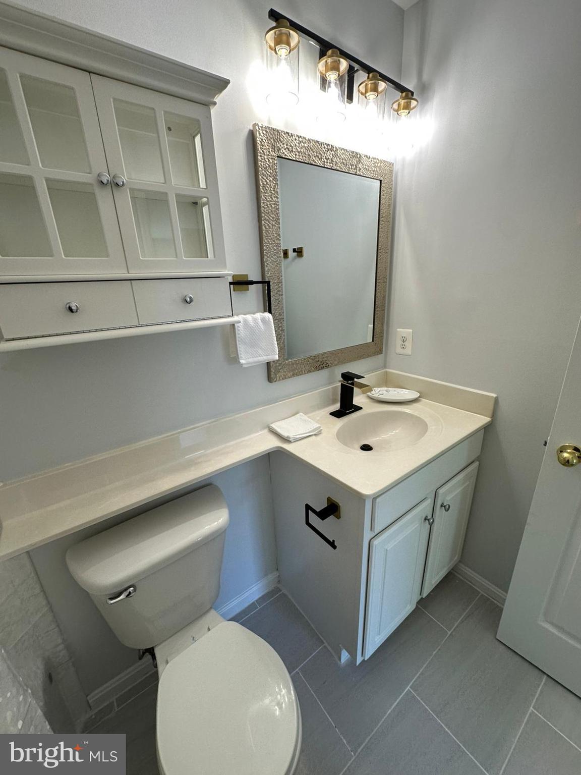 43577 Patching Pond Square Ashburn, VA 20147 - Photo 28 of 33