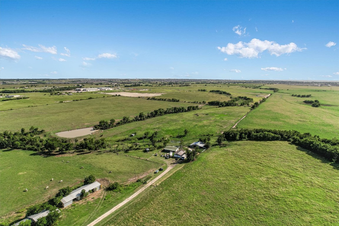 3007 County Road 303 Jarrell, TX 76537 - Photo 27 of 36 a view of an ocean and city