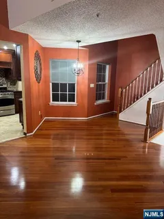 $599,999 | 1026 Castle Road, Mahwah, NJ 07430