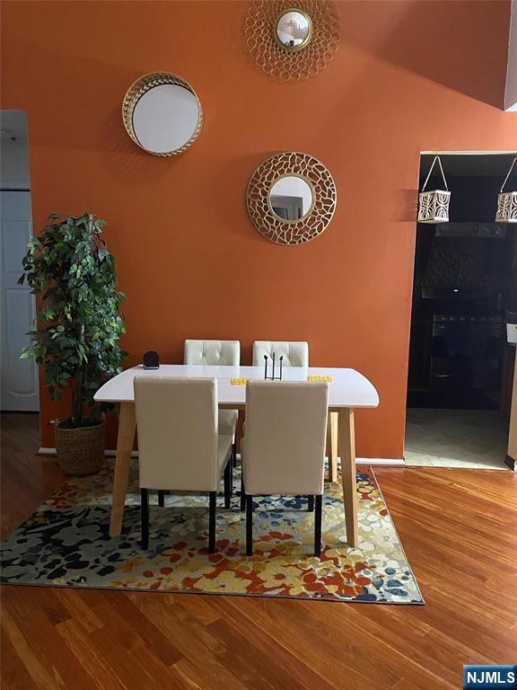 1026 Castle Road Mahwah, NJ 07430 - Photo 5 of 23