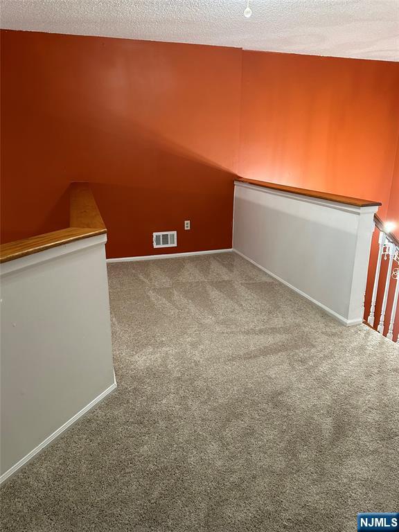 1026 Castle Road Mahwah, NJ 07430 - Photo 8 of 23