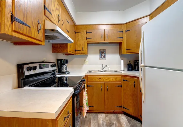 $449,900 | 509 Spring Street, Kenyon, MN 55946