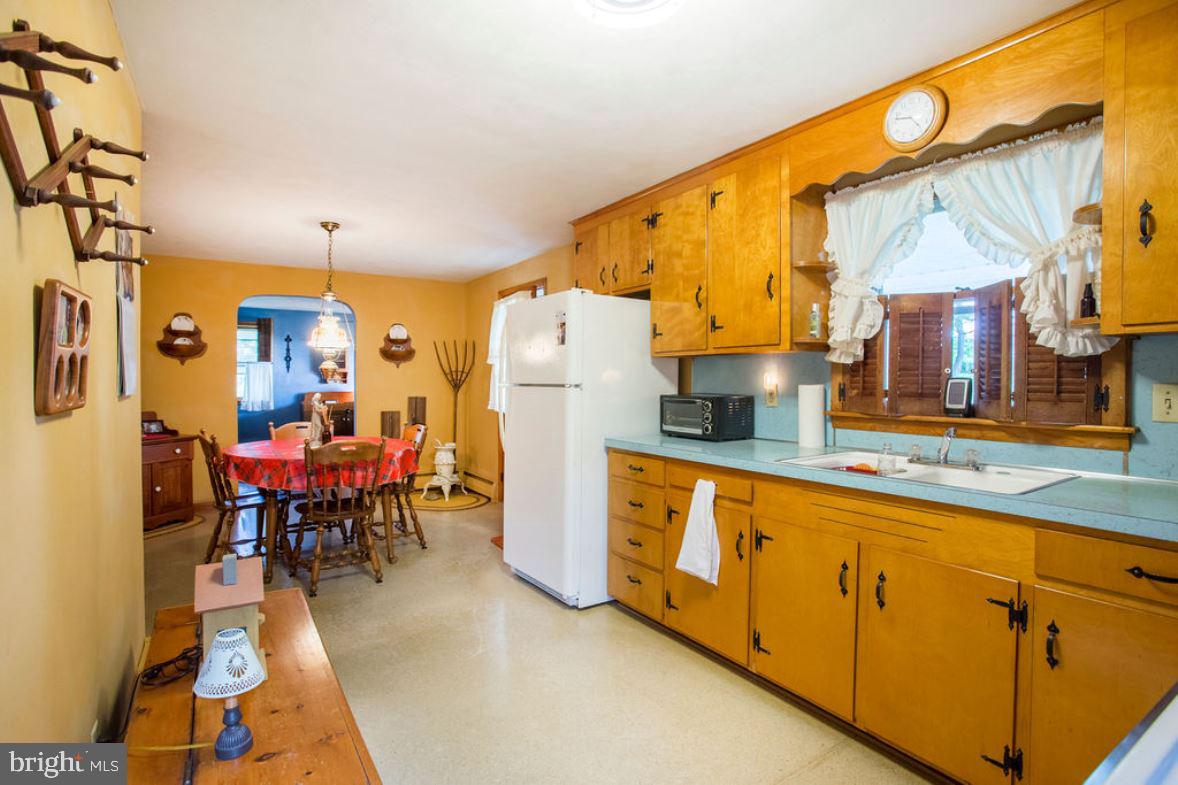 2784 Black Rock Road Hanover, PA 17331 - Photo 8 of 21