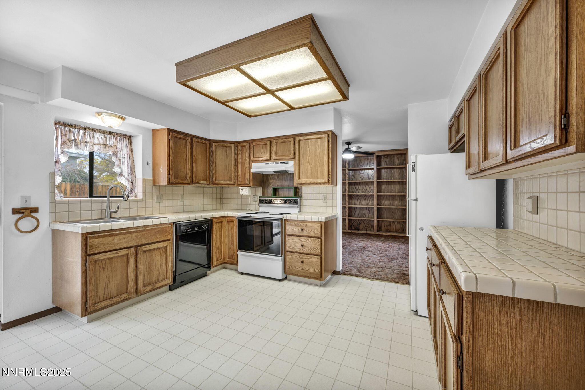 3405 Bowie Road Reno, NV 89503 - Photo 37 of 69 42-web-or-mls-3405-bowie-rd