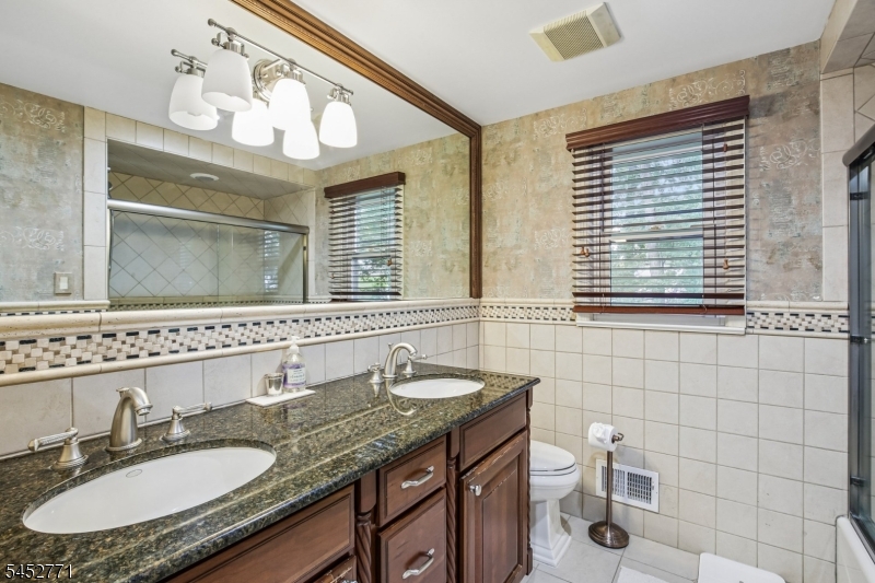 9 Burlington Road Livingston, NJ 07039 - Photo 22 of 24 Gallery Image 22