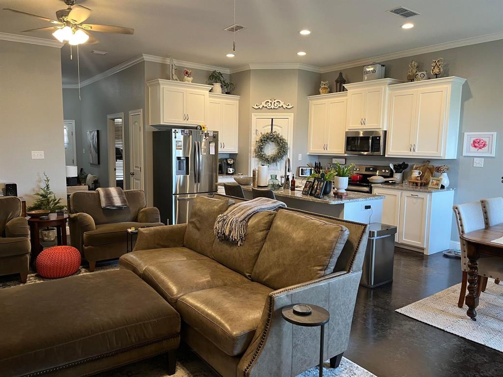 7318 Mountain View Road Abilene, TX 79602 - Photo 3 of 15