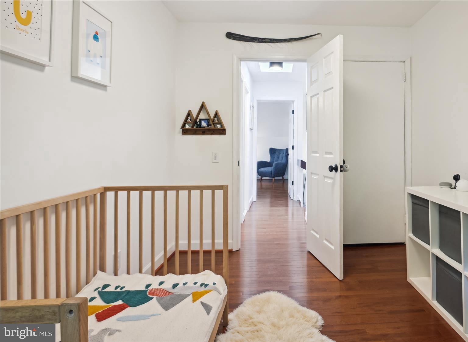 1551 Scandia Circle Reston, VA 20190 - Photo 18 of 41 2nd Upper Level Bedroom with Hardwood Flooring