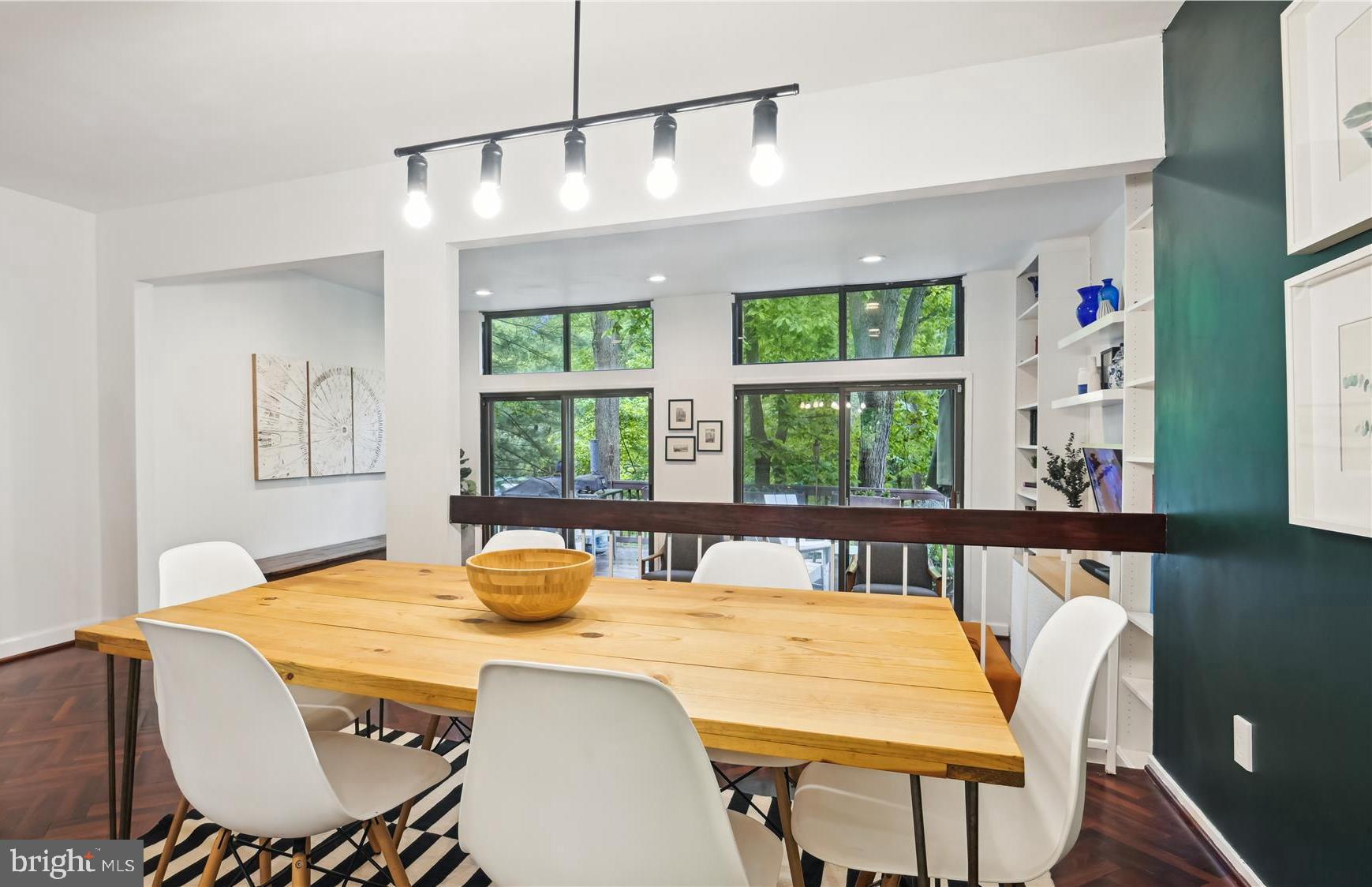 1551 Scandia Circle Reston, VA 20190 - Photo 5 of 41 Dining Room With a View