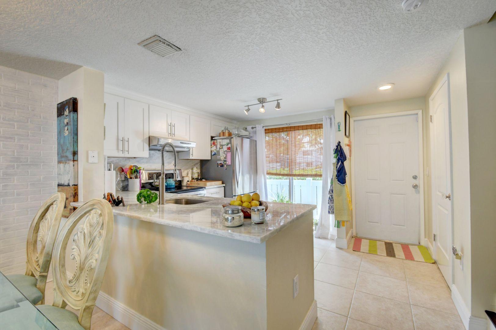 1024 Jeffery Street Boca Raton, FL 33487 - Photo 11 of 27 35_dsc_1582_3_4_5_6