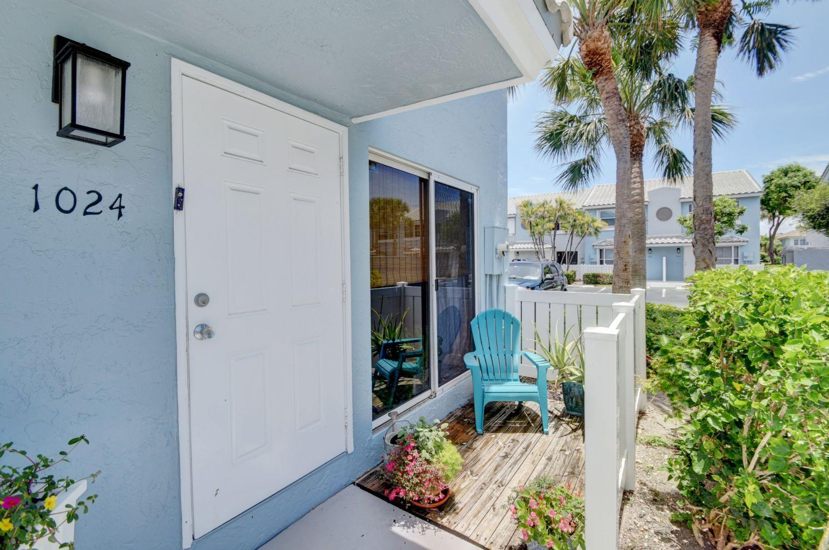 1024 Jeffery Street Boca Raton, FL 33487 - Photo 3 of 27 12_dsc_1402_3_4_5_6