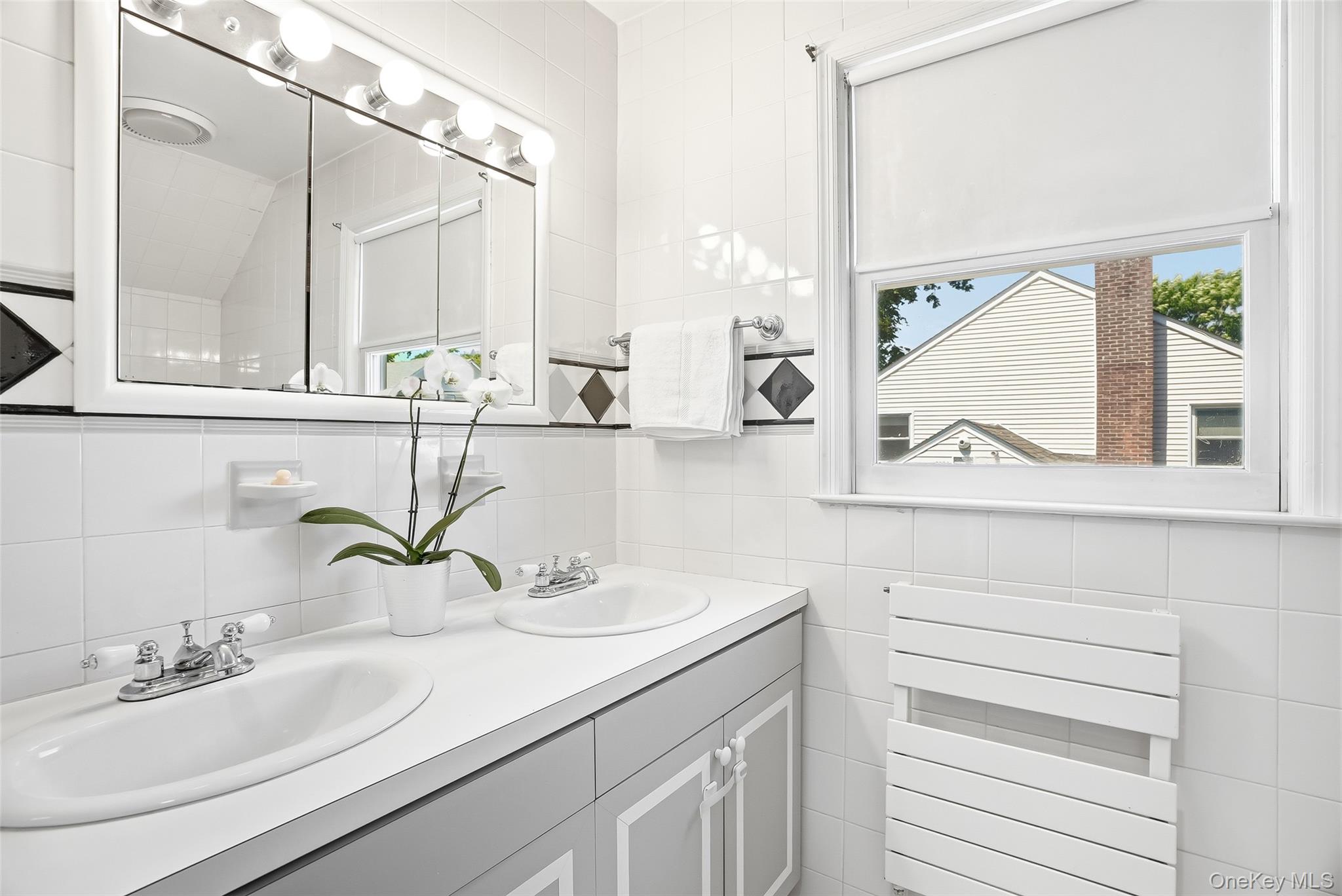 5 Mayfield Street Rye, NY 10580 - Photo 20 of 35 Primary bath with double sinks