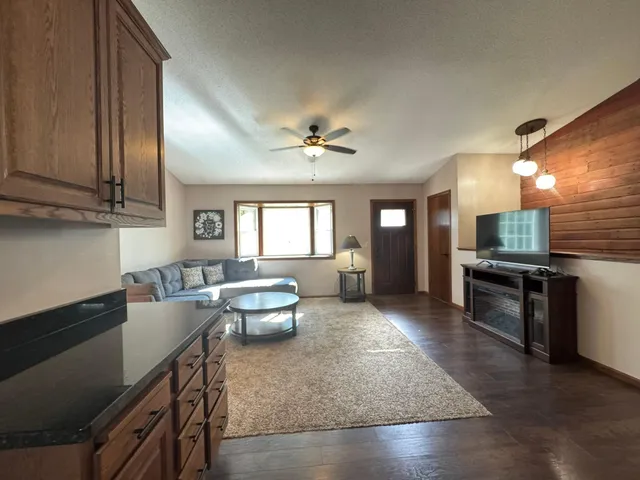 $499,900 | 57396 181st Lane, Mankato, MN 56001