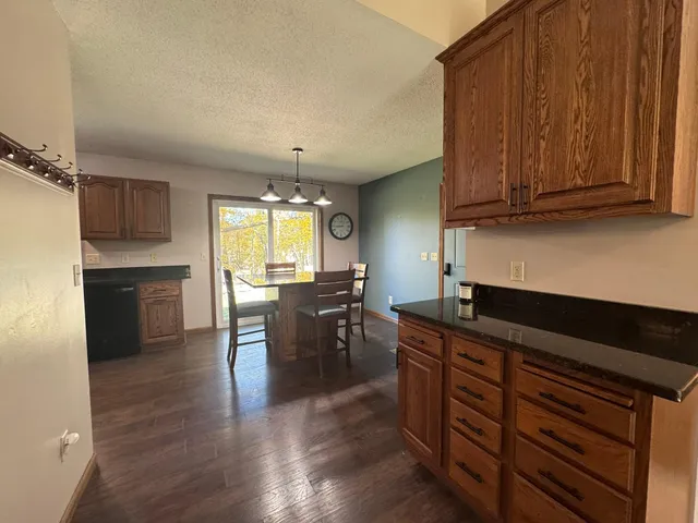 $499,900 | 57396 181st Lane, Mankato, MN 56001